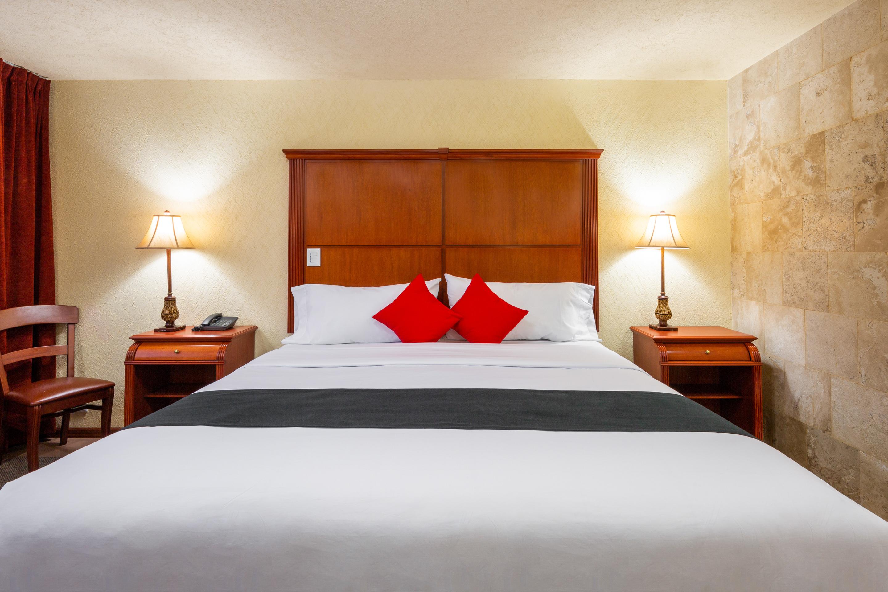 Howard Johnson By Wyndham Toluca Eksteriør bilde
