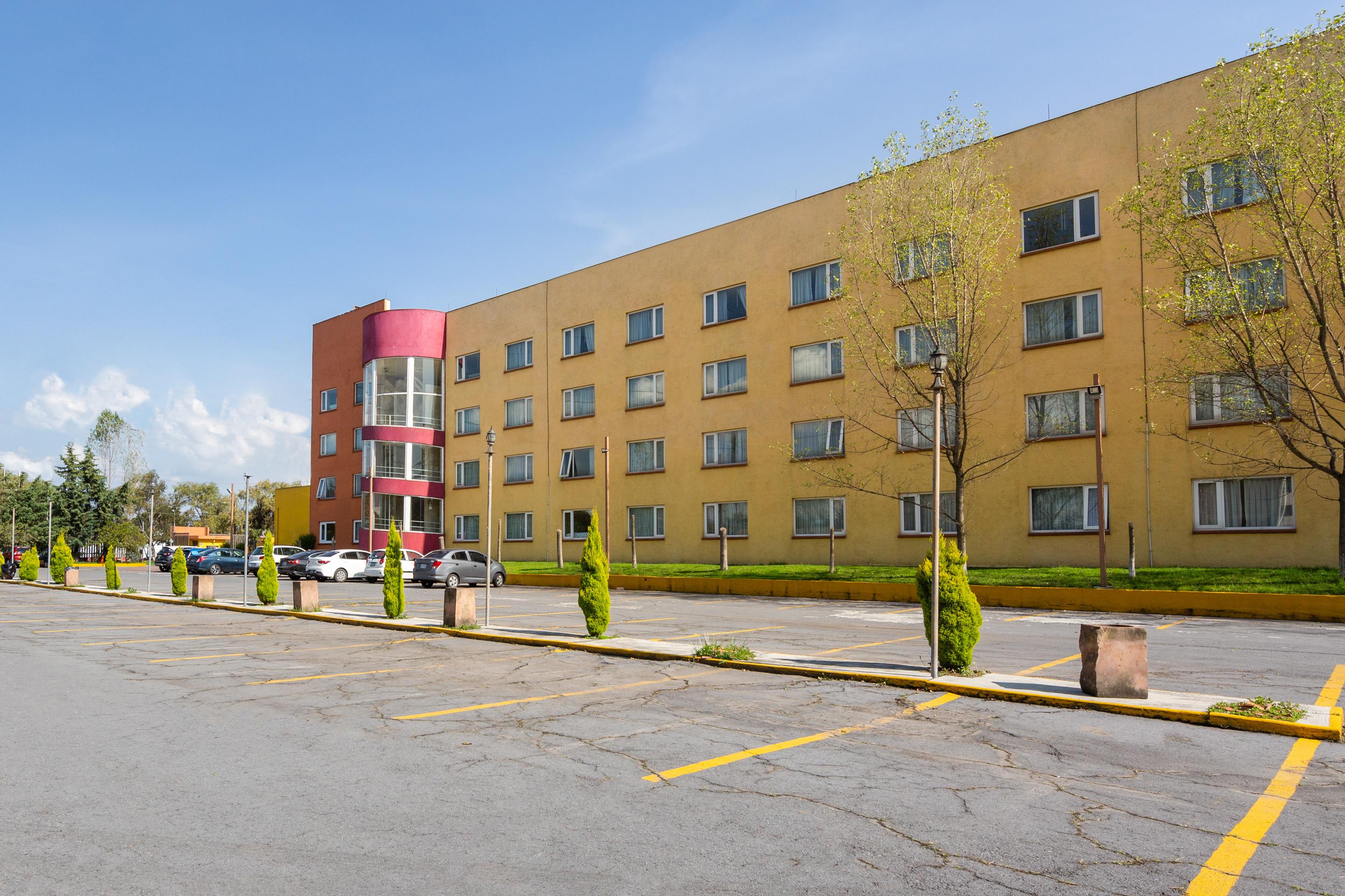 Howard Johnson By Wyndham Toluca Eksteriør bilde