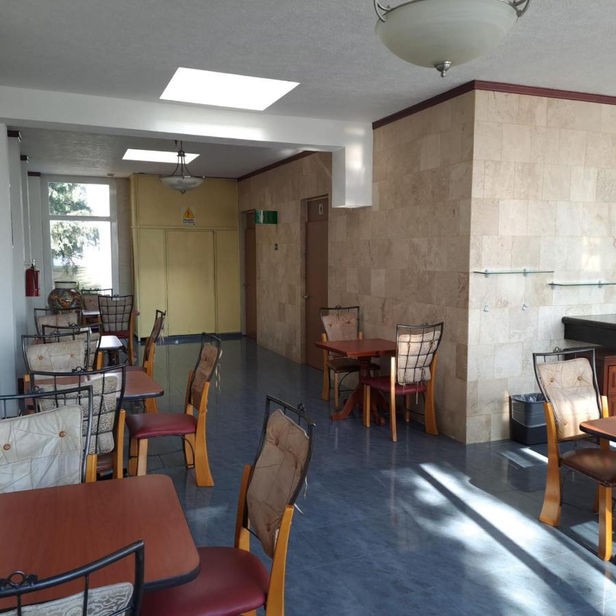 Howard Johnson By Wyndham Toluca Eksteriør bilde