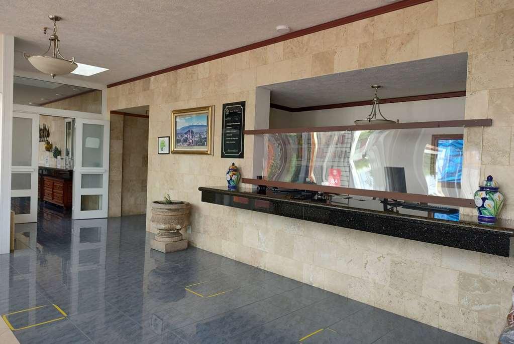 Howard Johnson By Wyndham Toluca Interiør bilde