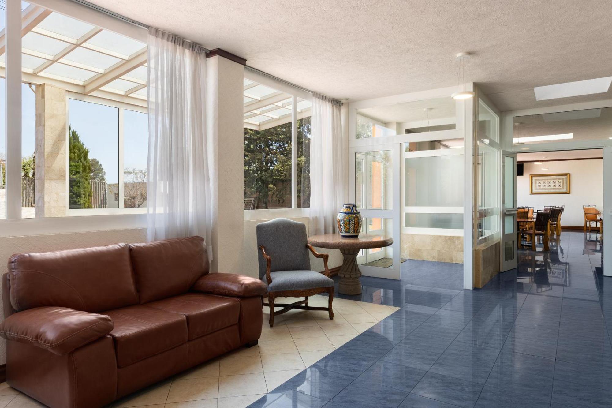 Howard Johnson By Wyndham Toluca Eksteriør bilde