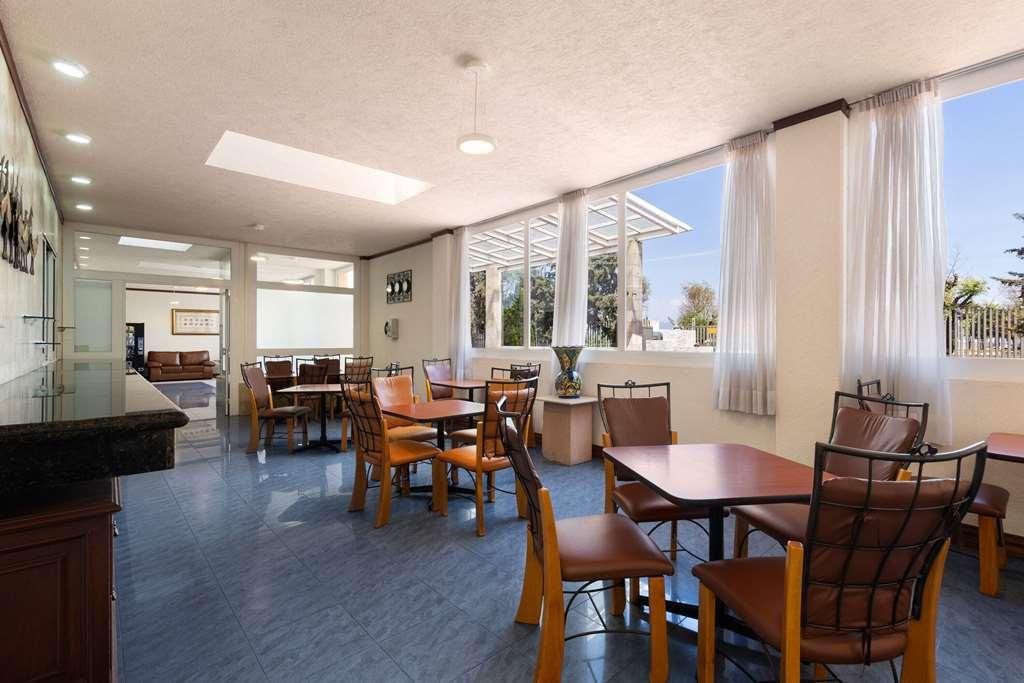 Howard Johnson By Wyndham Toluca Fasiliteter bilde