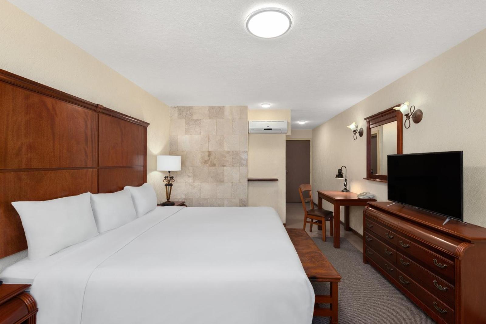 Howard Johnson By Wyndham Toluca Eksteriør bilde